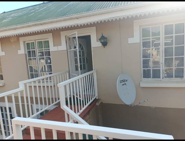 2 BEDROOM APARTMENT FOR SALE IN PELHAM